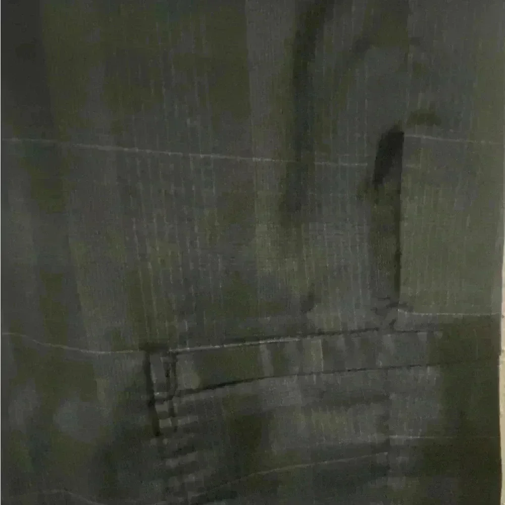 Greg Norman Black Plaid Size 38 Shorts.